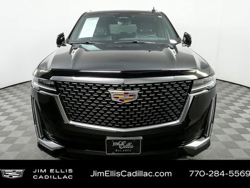 Used 2024 Cadillac Escalade ESV Premium Luxury image 39