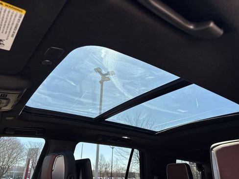 Used 2024 GMC Yukon Denali Ultimate w/ LPO, Floor Liner Package image 25