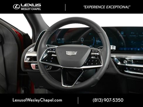 Used 2025 Cadillac Lyriq Luxury RWD image 25