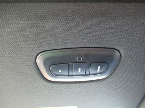 Used 2022 RAM 1500 Limited AWD/4WD image 28