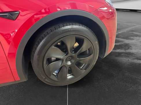 Used 2023 Tesla Model Y Long Range AWD/4WD image 20