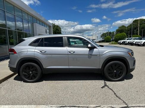 New 2026 Volkswagen Atlas Cross Sport SE AWD/4WD image 8