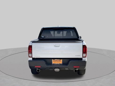 Used 2024 Honda Ridgeline Black Edition image 5
