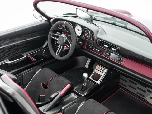 Used 1997 Porsche 911 Carrera 4 image 21