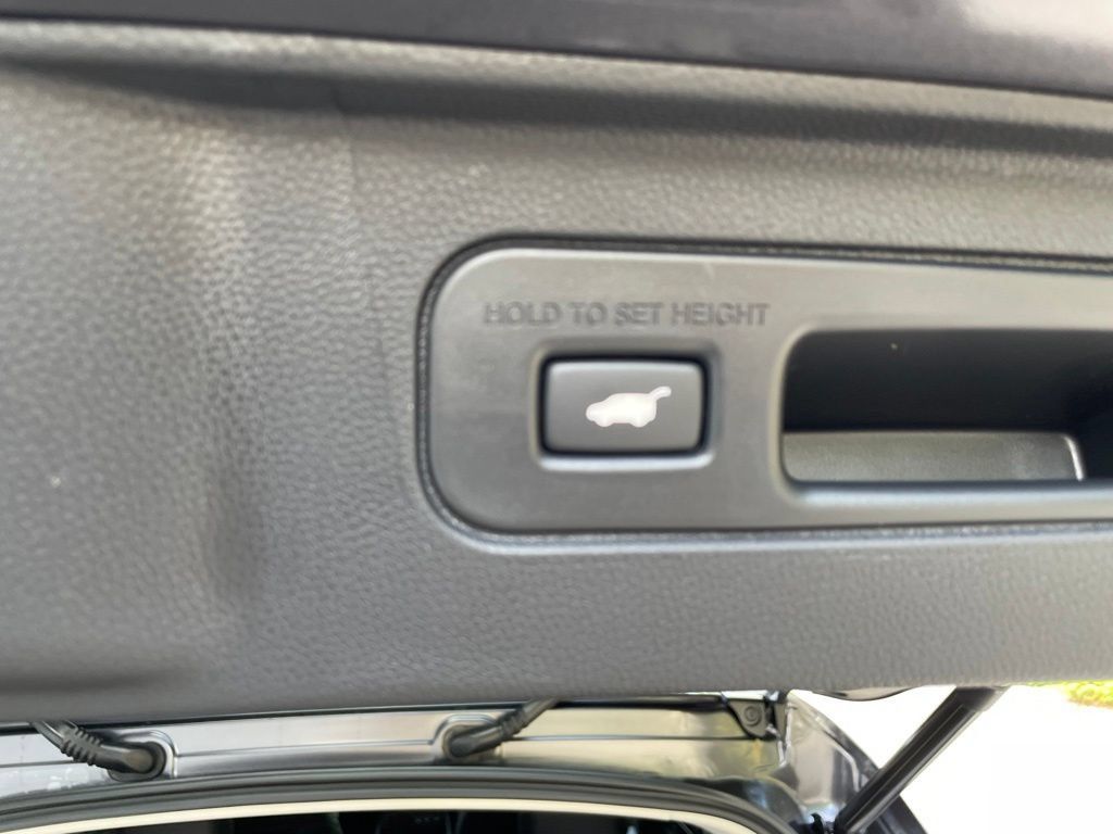 New 2026 Honda Pilot Touring image 18