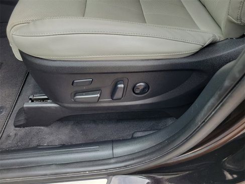 Used 2022 Kia Telluride SX w/ Towing Package image 24