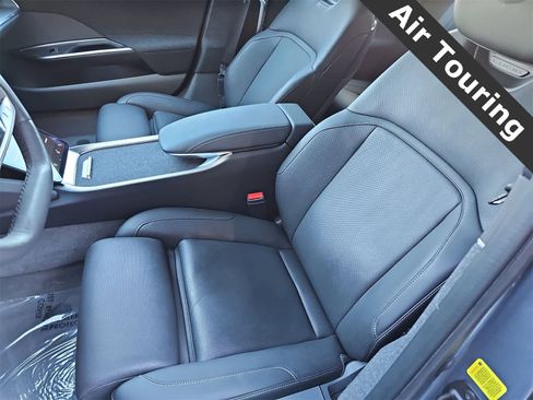 Used 2024 Lucid Air Touring image 15