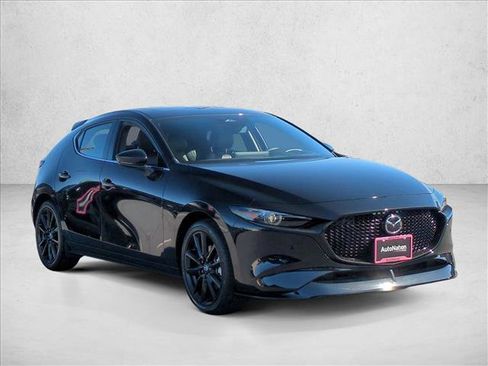 New 2026 MAZDA MAZDA3 Hatchback w/Premium Plus Pkg image 7