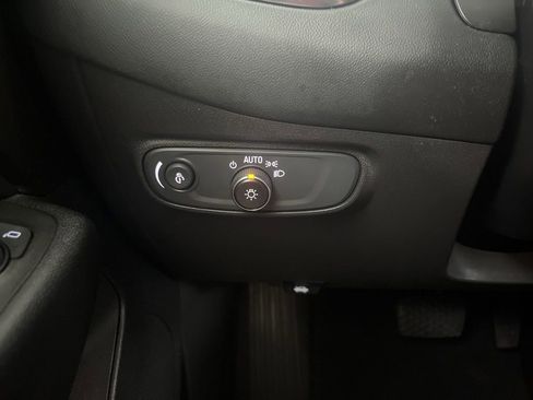 Used 2022 Chevrolet Equinox LT AWD/4WD image 61