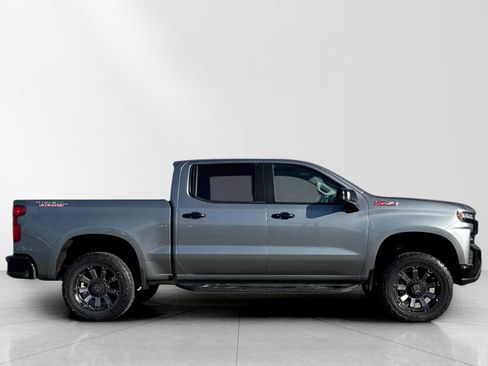 Used 2021 Chevrolet Silverado 1500 LT Trail Boss w/ Convenience Package II image 2
