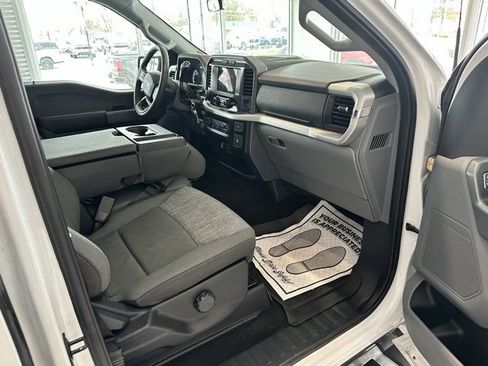 Used 2022 Ford F150 XLT w/ XTR Package image 17