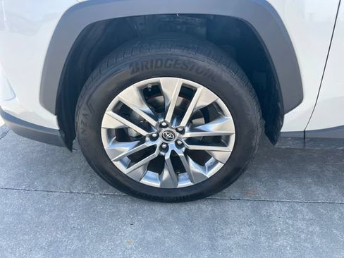 Used 2019 Toyota RAV4 Limited w/ Cold Weather Package FWD image 30