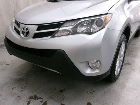 Used 2013 Toyota RAV4 Limited AWD/4WD image 12