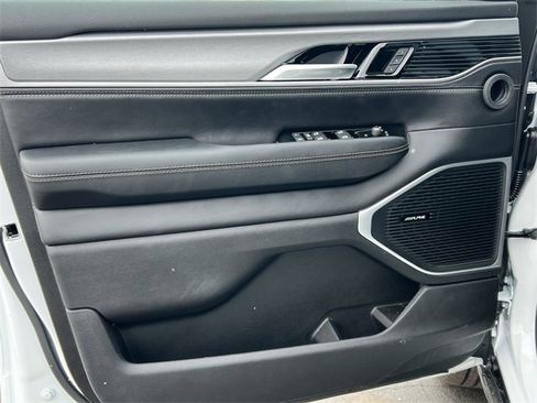 New 2026 Jeep Grand Wagoneer 4WD w/ Premium Group I image 17