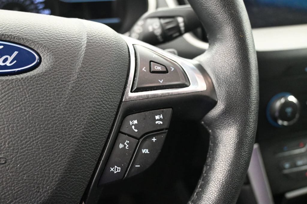 Used 2019 Ford Edge SEL w/ Equipment Group 201A AWD/4WD image 18