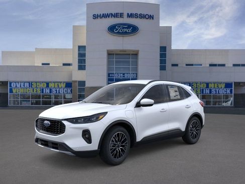 New 2026 Ford Escape SE w/ PHEV Premium Package FWD image 1