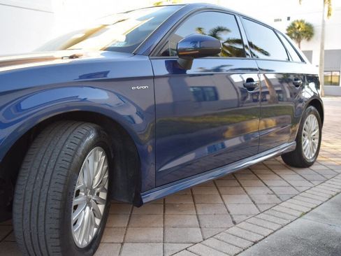 Used 2016 Audi A3 e-tron Premium image 18