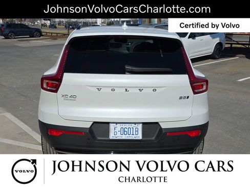 Certified 2025 Volvo XC40 B5 Plus image 6