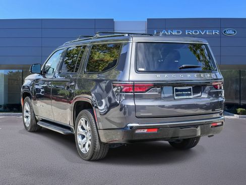 Used 2022 Jeep Wagoneer Series II AWD/4WD image 6