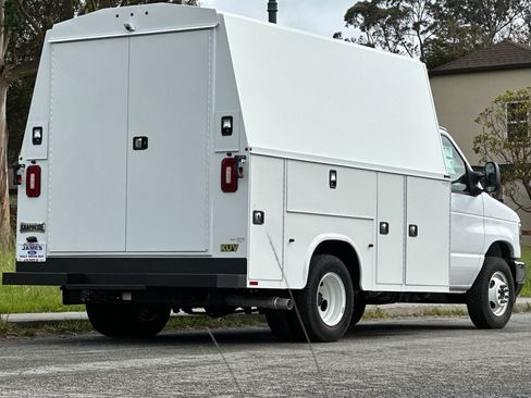New 2025 Ford E-350 and Econoline 350 Super Duty w/ Power Equipment Group image 5