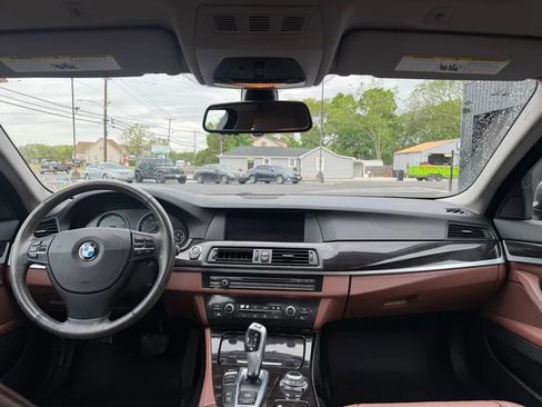 Used 2012 BMW 535i xDrive Sedan AWD/4WD image 9