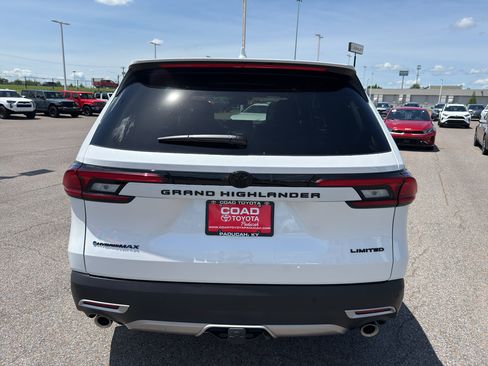 Certified 2026 Toyota Grand Highlander AWD Hybrid image 4