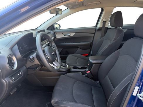 Used 2019 Kia Forte LXS FWD image 9