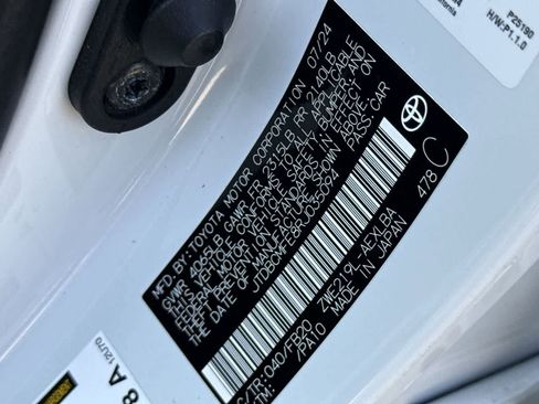 Used 2024 Toyota Corolla LE FWD image 29