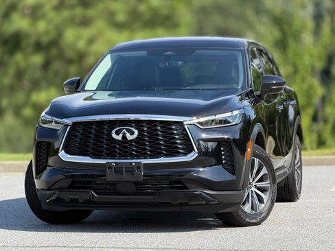 Used 2025 INFINITI QX60 Pure FWD image 2