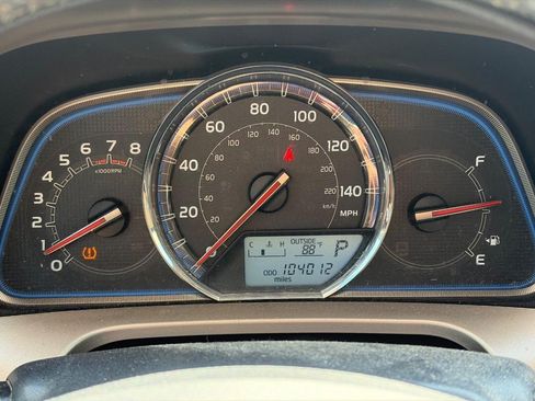 Used 2015 Toyota RAV4 Limited w/ Outdoor Package AWD/4WD image 7