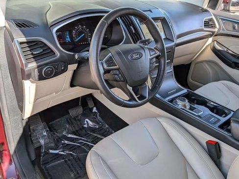Used 2019 Ford Edge Titanium w/ Cold Weather Package FWD image 16