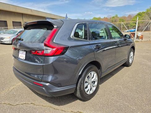 Used 2024 Honda CR-V LX image 5