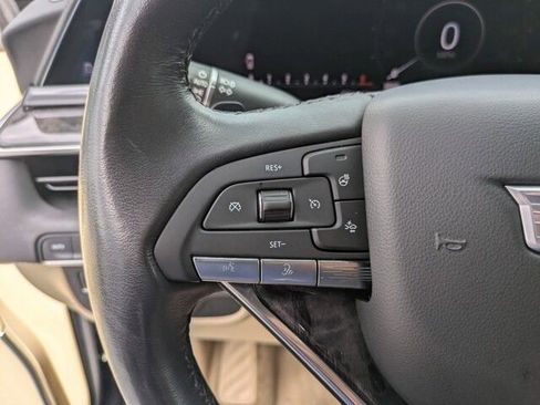 Used 2021 Cadillac Escalade Premium Luxury image 23