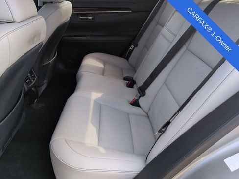 Used 2016 Lexus ES 350 w/ Premium Package w/Wood Trim image 24