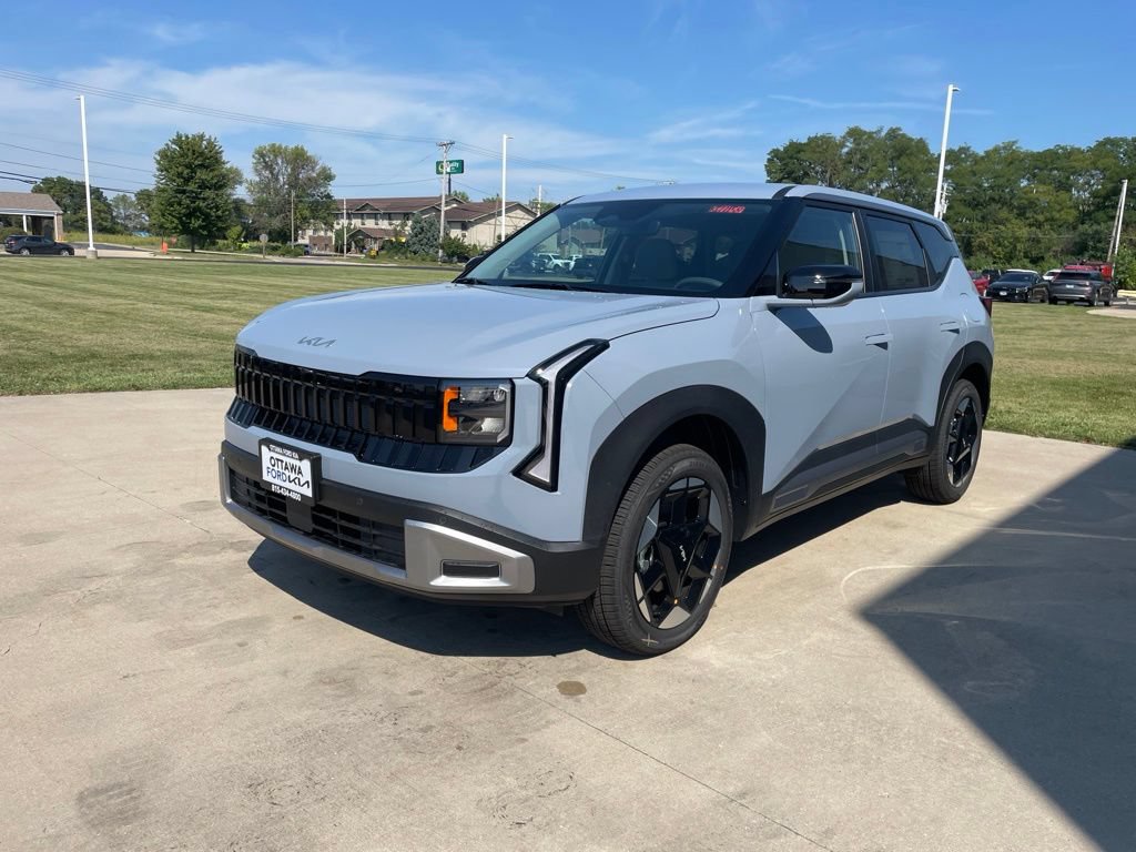 New 2027 Kia Seltos S AWD/4WD image 2