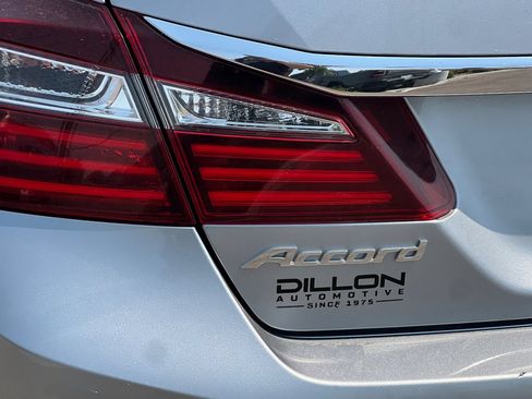 Used 2016 Honda Accord EX image 23