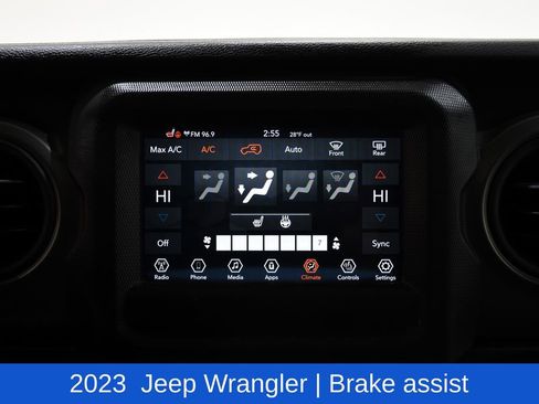 Used 2023 Jeep Wrangler Sport S image 17