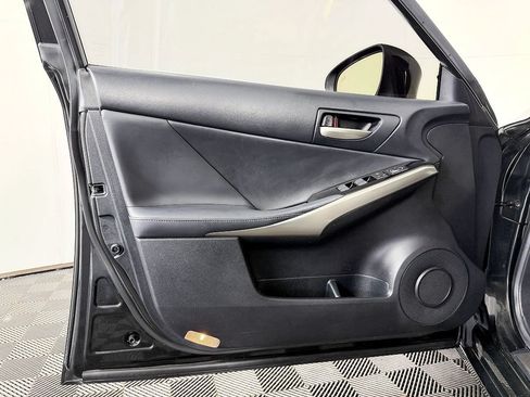 Used 2018 Lexus IS 300 w/ Accessory Package 2 RWD image 27