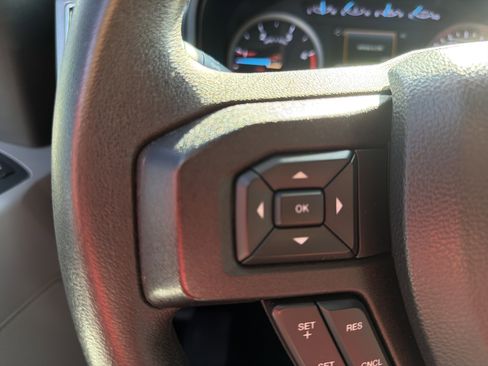 Used 2019 Ford F250 XLT w/ XLT Premium Package image 9