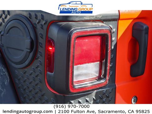 Used 2018 Jeep Wrangler Unlimited Sport image 8