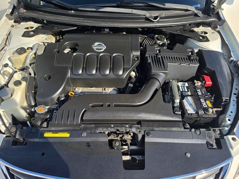 Used 2012 Nissan Altima 2.5 S w/ 20th Anniversary Pkg FWD image 46