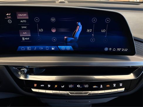 Used 2024 Cadillac Lyriq Luxury image 24