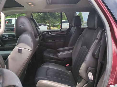 Used 2017 Buick Enclave Leather FWD image 14