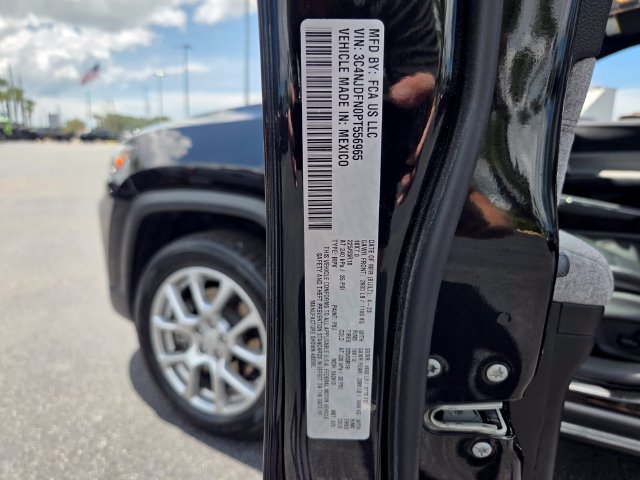 Certified 2023 Jeep Compass Latitude AWD/4WD image 19