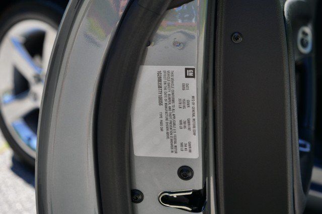 Used 2007 Pontiac Solstice Convertible w/ Premium Package RWD image 32