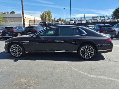 Used 2023 Genesis G90 3.5T image 4