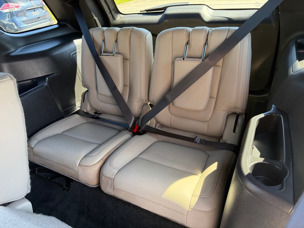 Used 2014 Ford Explorer Limited w/ Equipment Group 302A FWD image 29