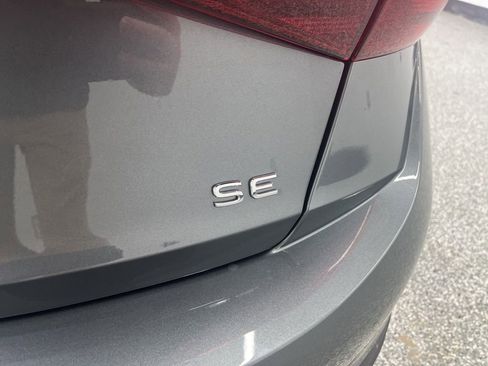 New 2026 Volkswagen Jetta SE FWD image 5