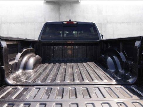 Used 2026 RAM 1500 Laramie AWD/4WD image 7