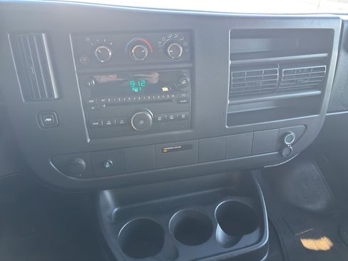 Used 2014 Chevrolet Express 1500 LS image 19